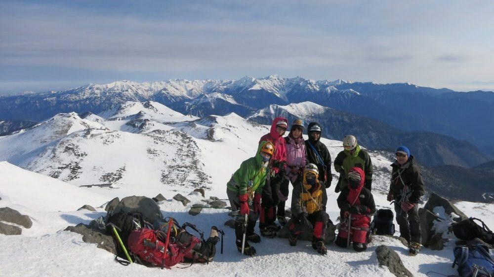 山岳会「やまゆき会」と共催でクリーンハイキング